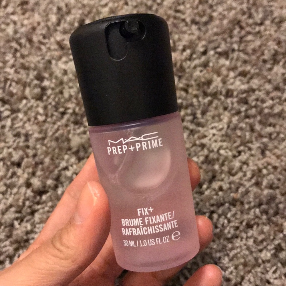 MAC Prep + Prime Fix+ Finishing Spray